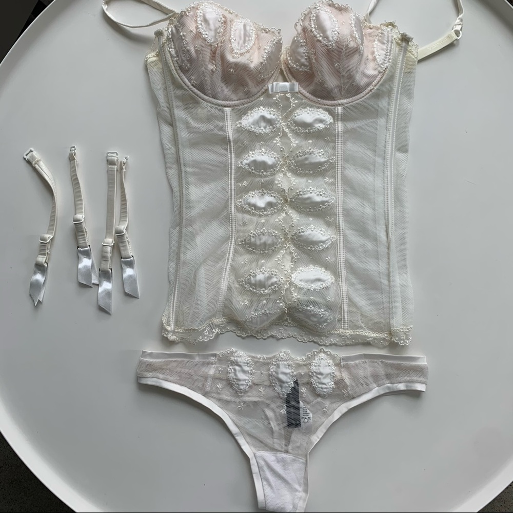 *Last chance* Verde Veronica (Italian) basque / corset and matching thong